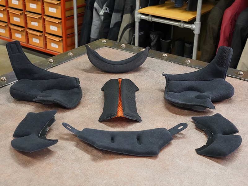 Schuberth C5 helmet internal parts